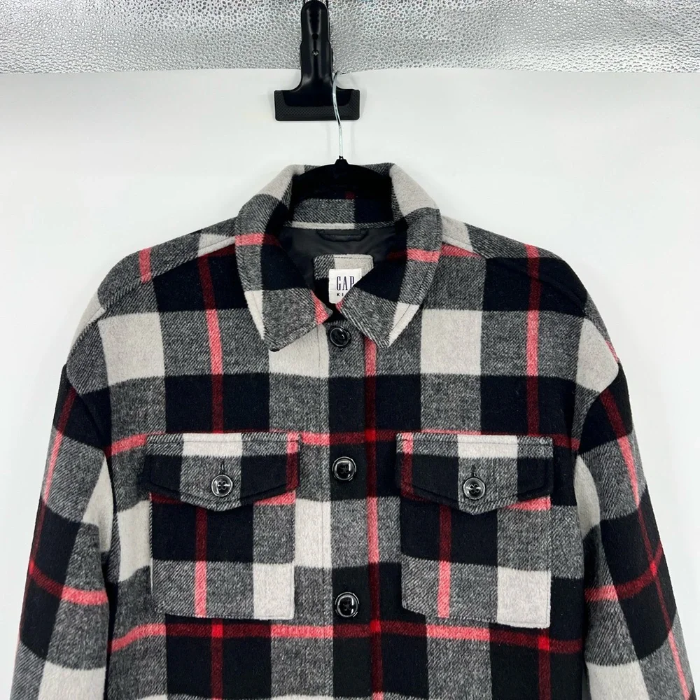 GAP Kids Plaid Shacket Jacket Pockets Button Closure Black Red Gray Size Large